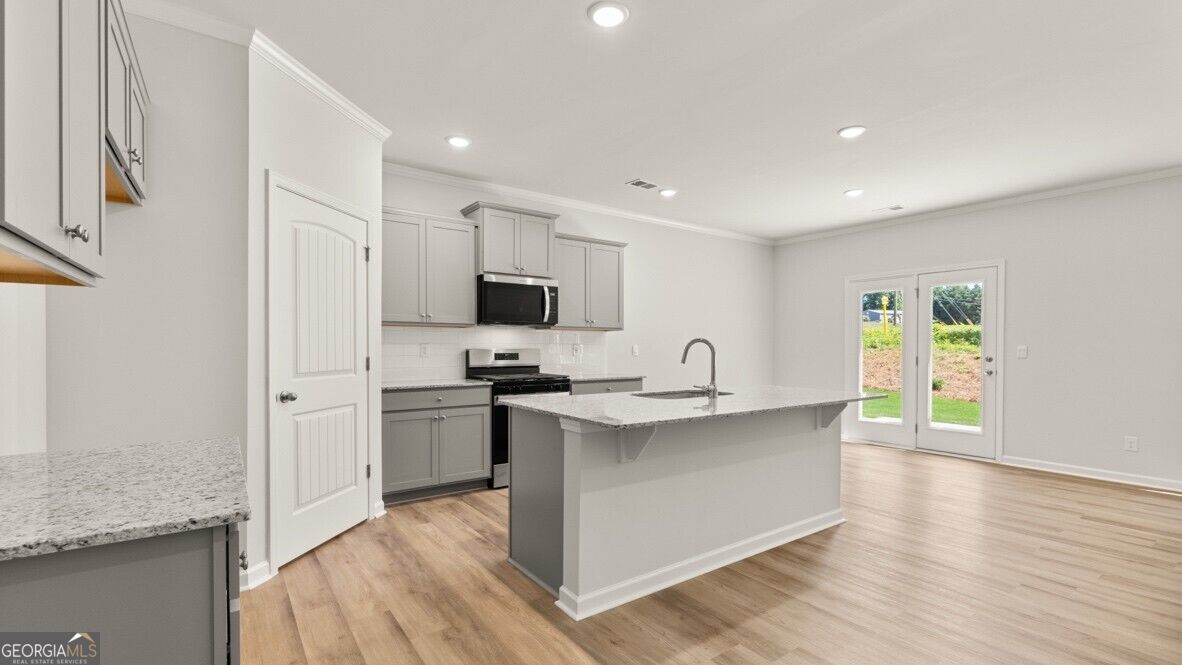 2617 Indigo Road Property Photo 4