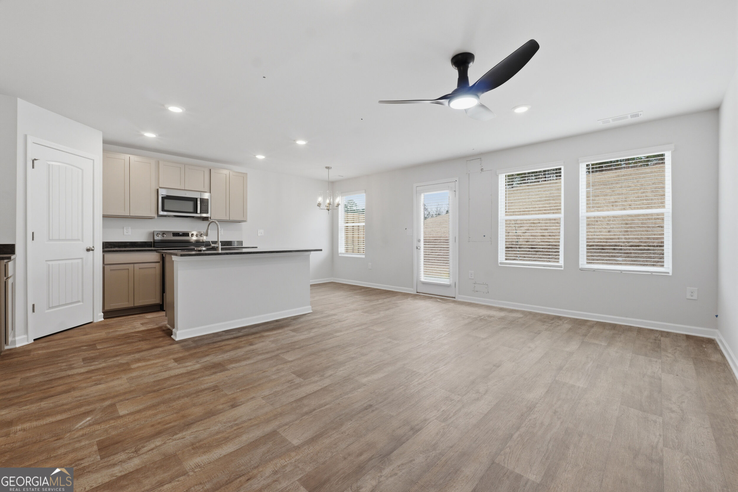 230 Norchester Avenue Property Photo 7