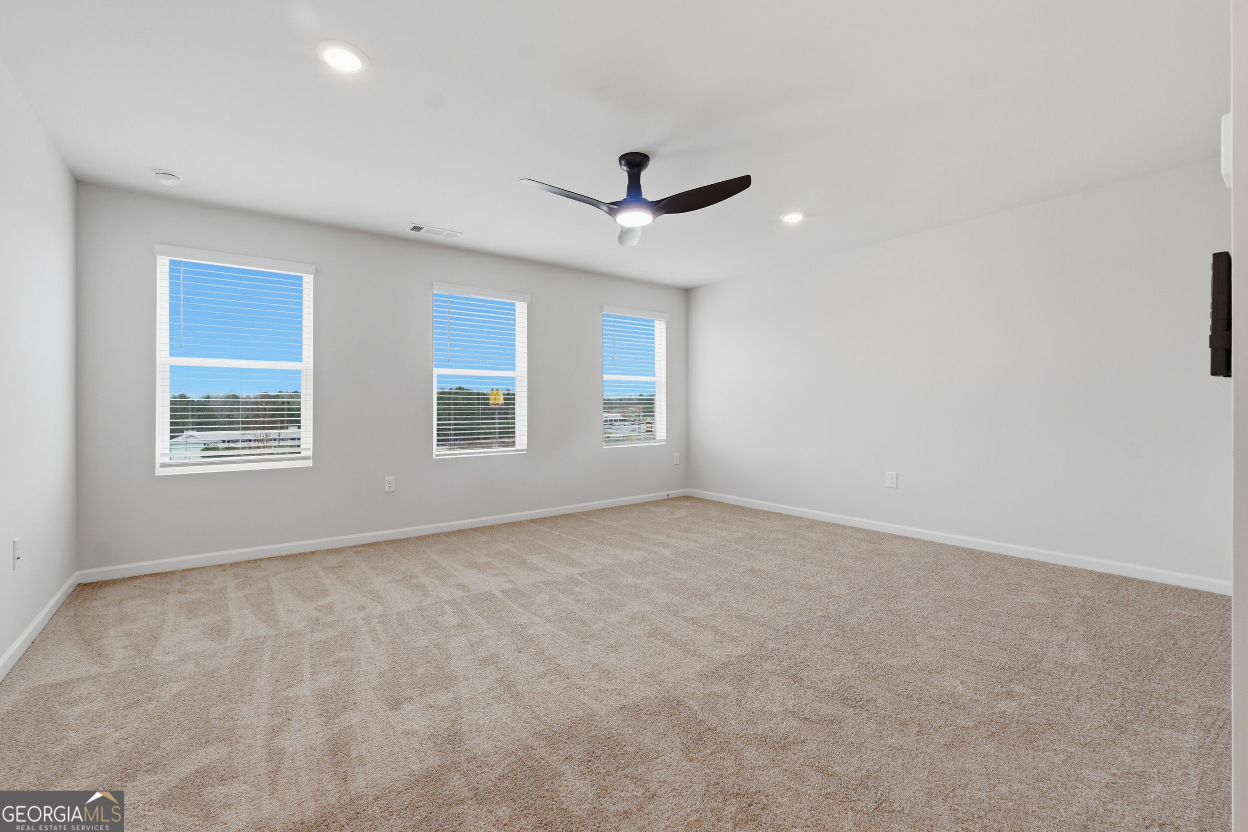 230 Norchester Avenue Property Photo 23