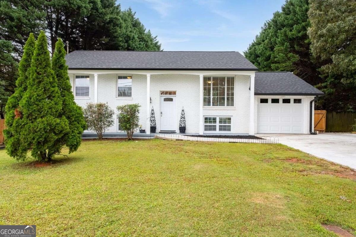 6216 Hayes Drive Property Photo 1