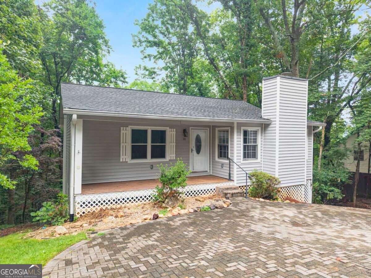 195 Golden Avenue Property Photo 2