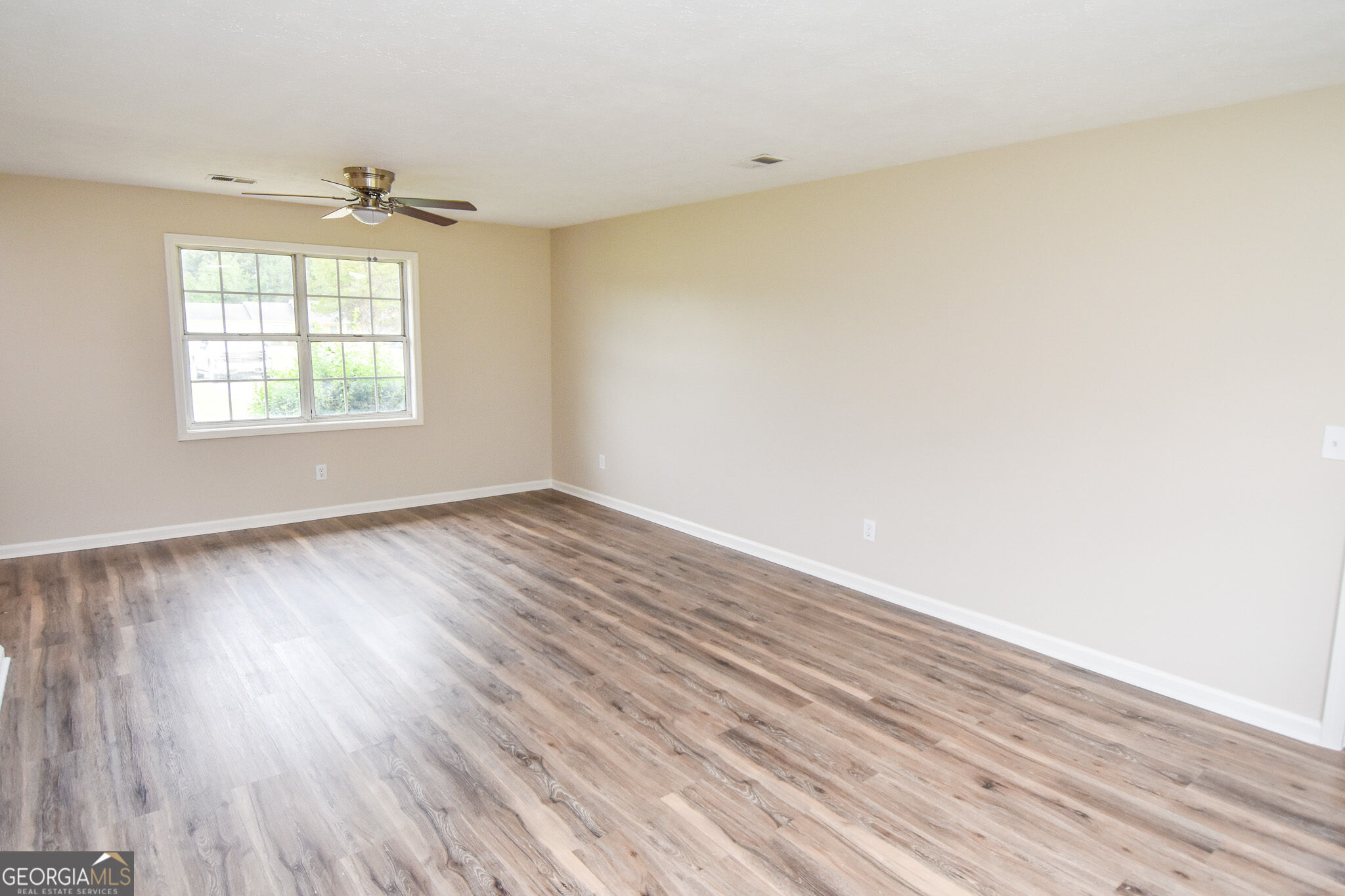 111 Meadowview Lane Property Photo 6