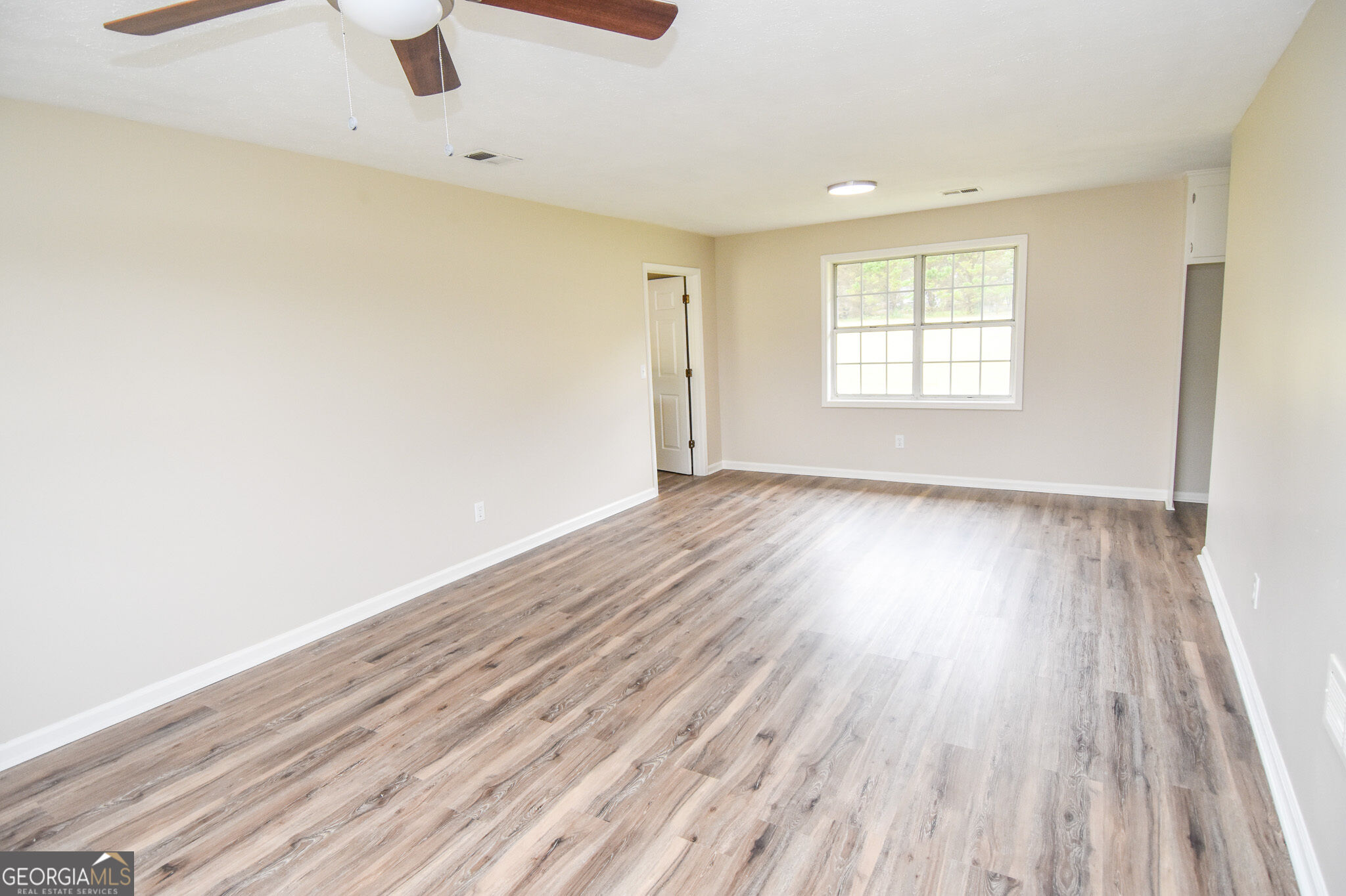 111 Meadowview Lane Property Photo 8