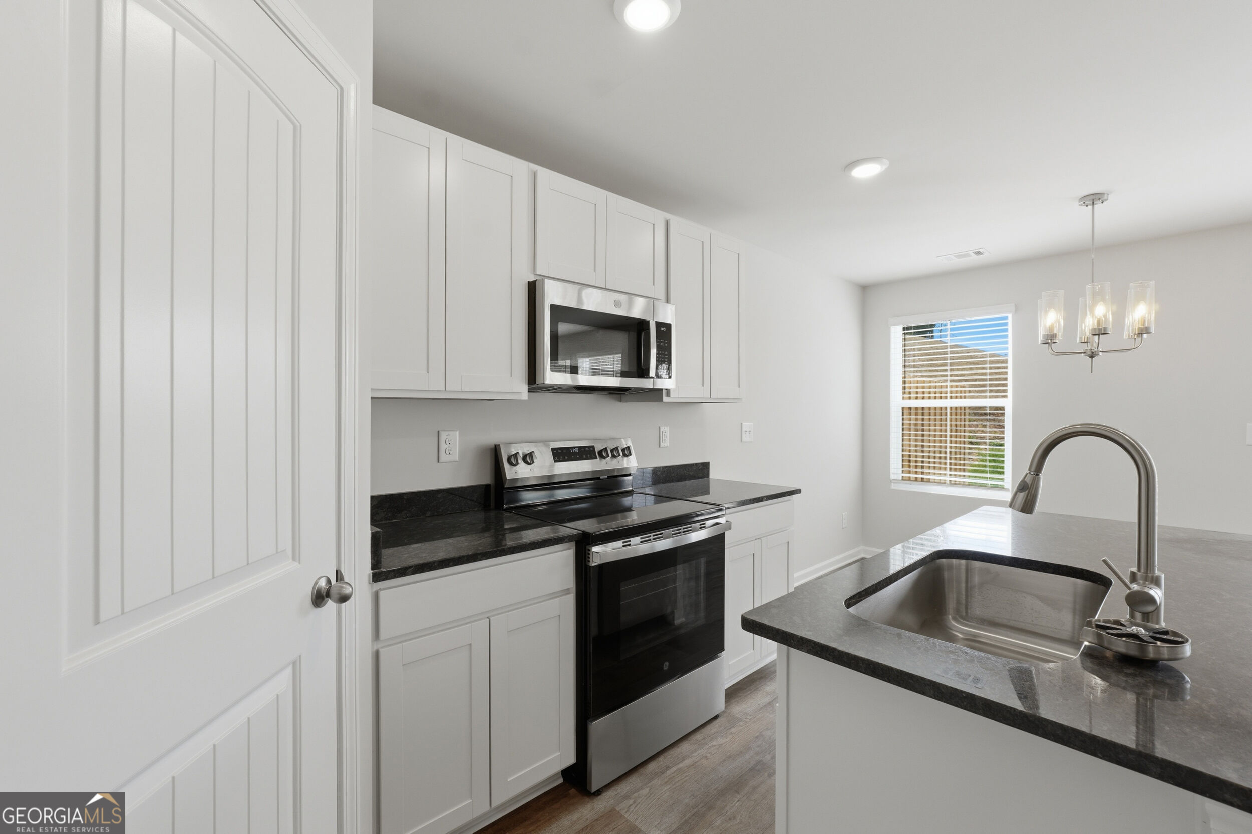 236 Norchester Avenue Property Photo 7