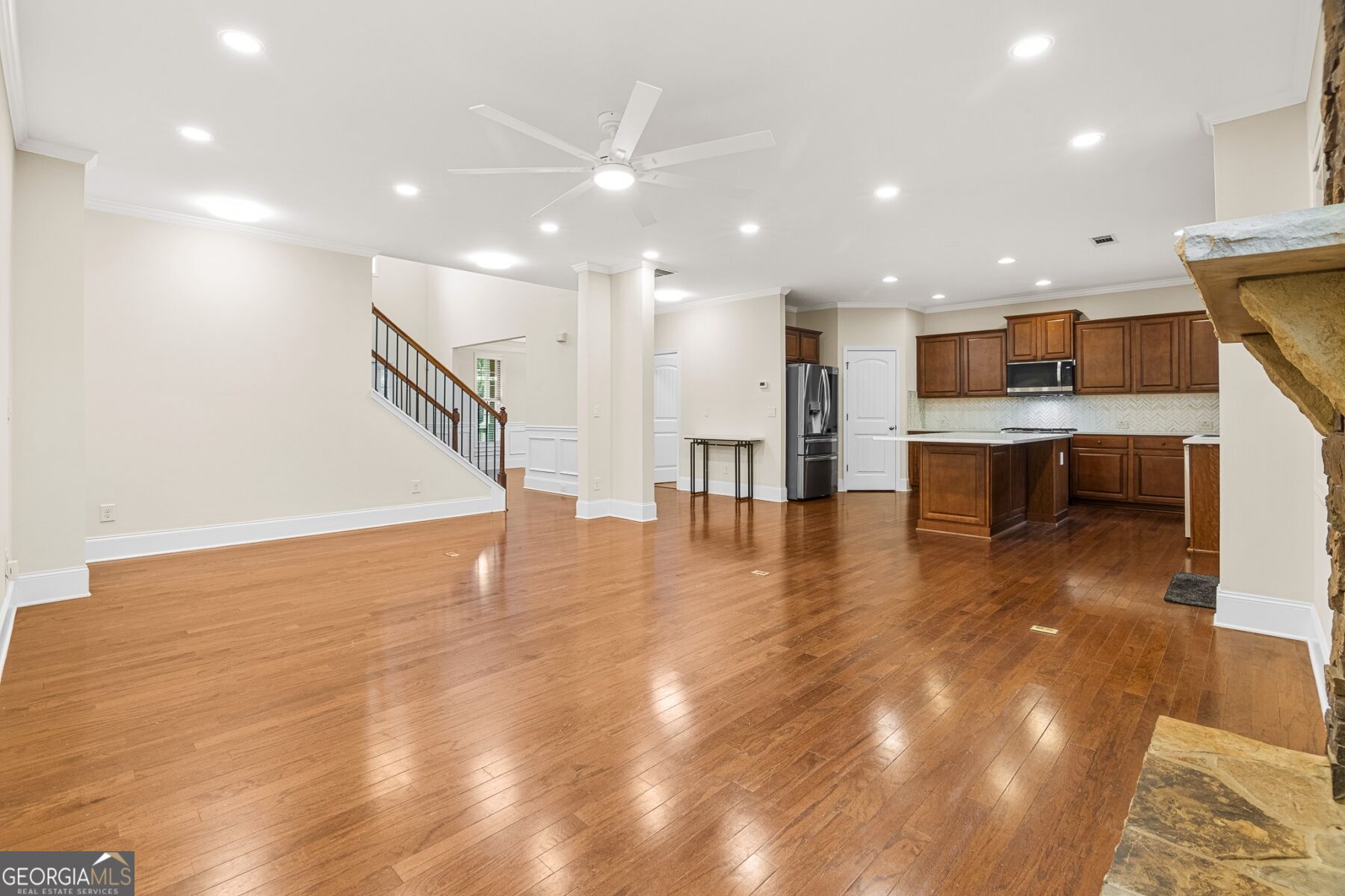 560 Nichols View Way Property Photo 4