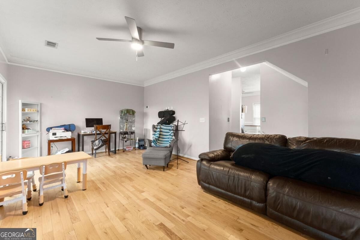 200 Abbotts Mill Drive Property Photo 10