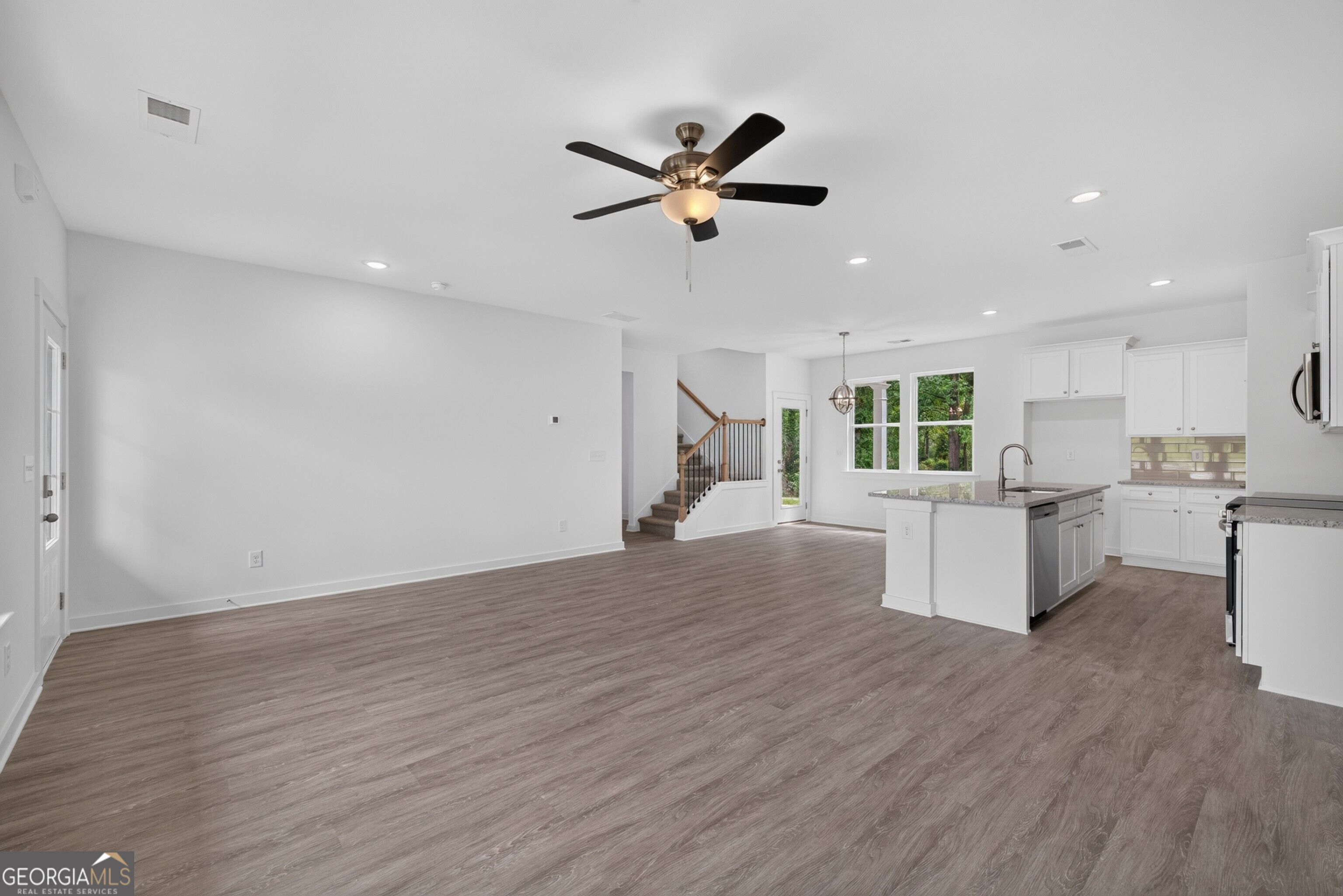 396 Crimson Feather Drive Property Photo 10