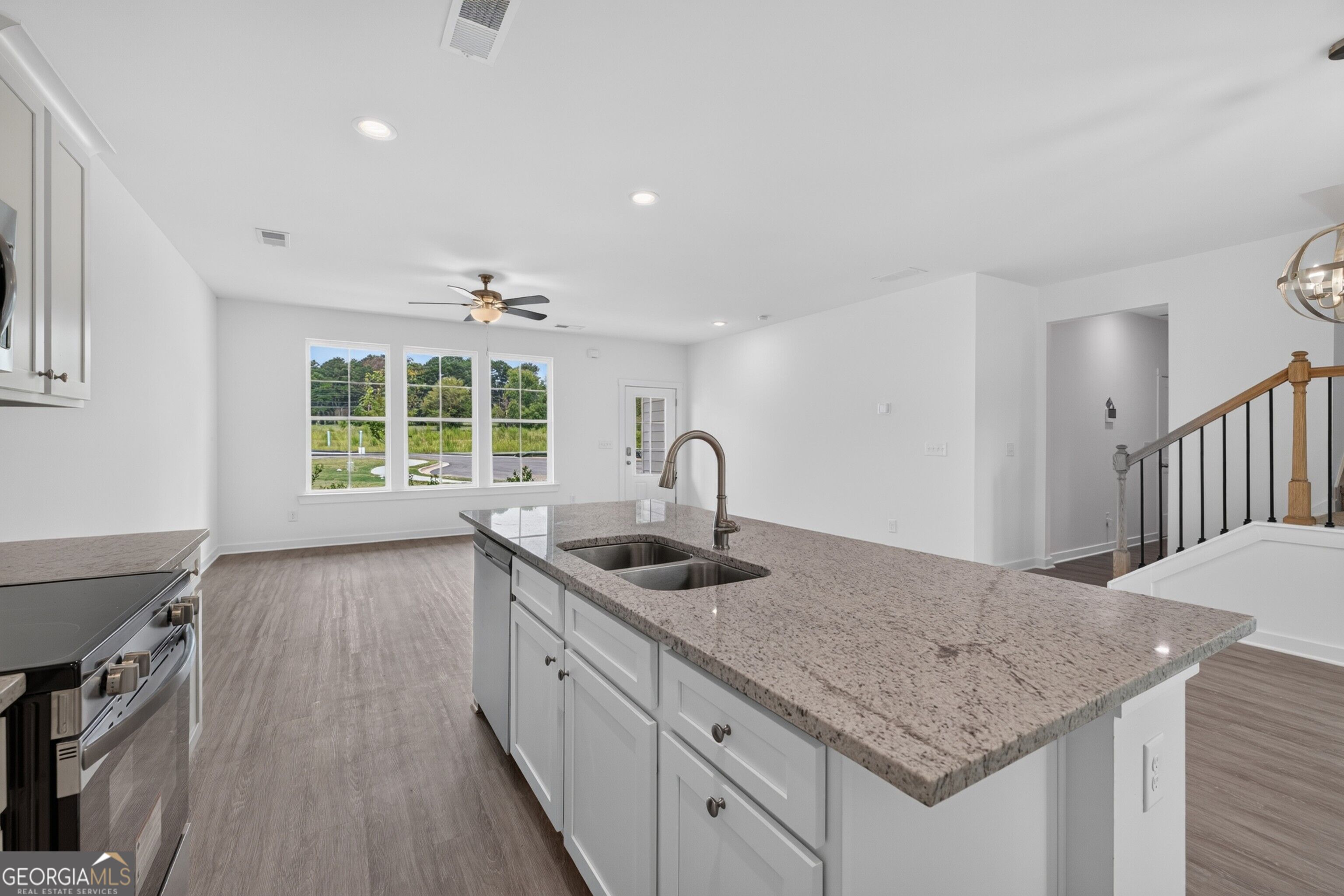 396 Crimson Feather Drive Property Photo 16