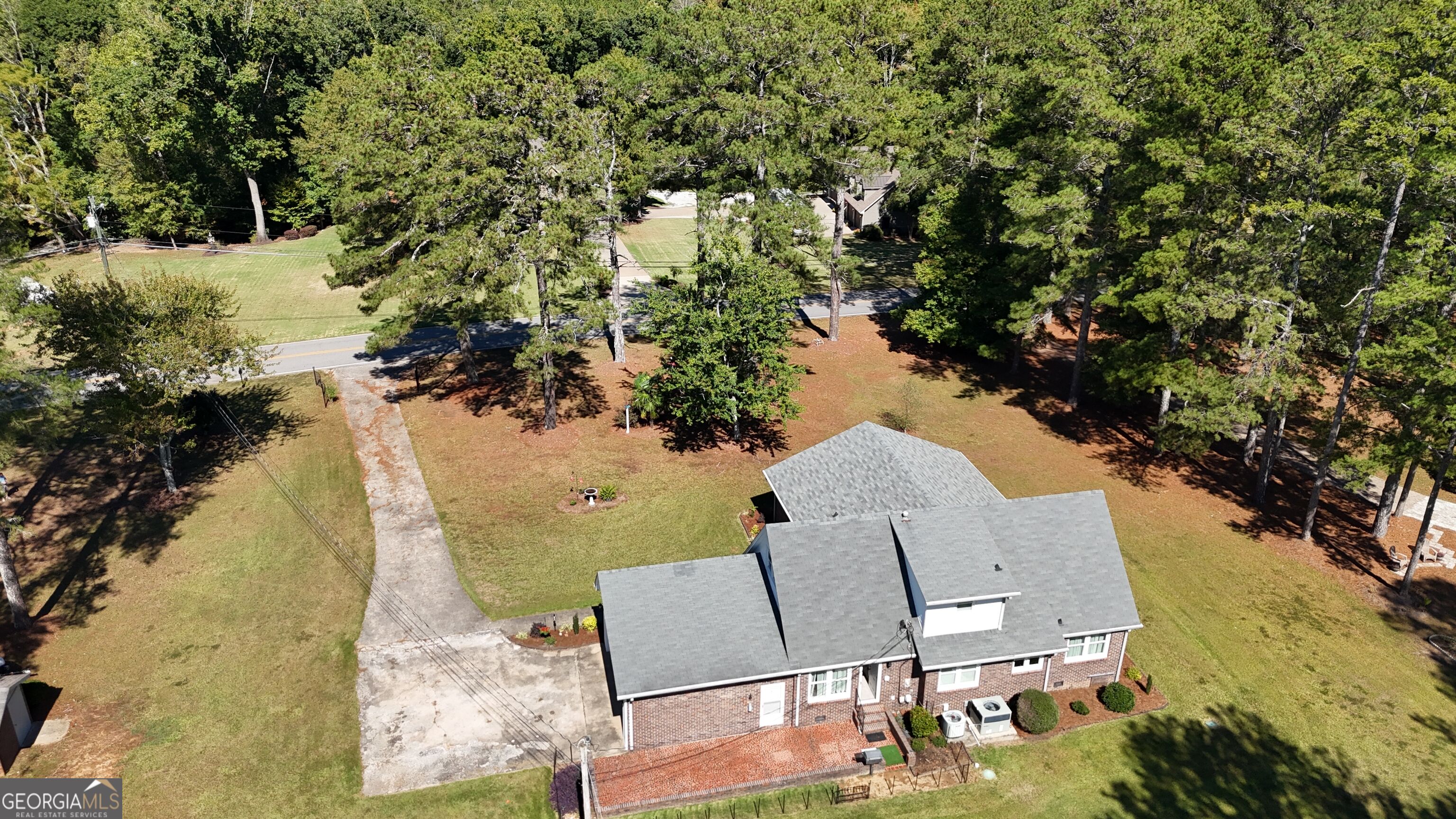 1231 Golf Course Road Property Photo 8