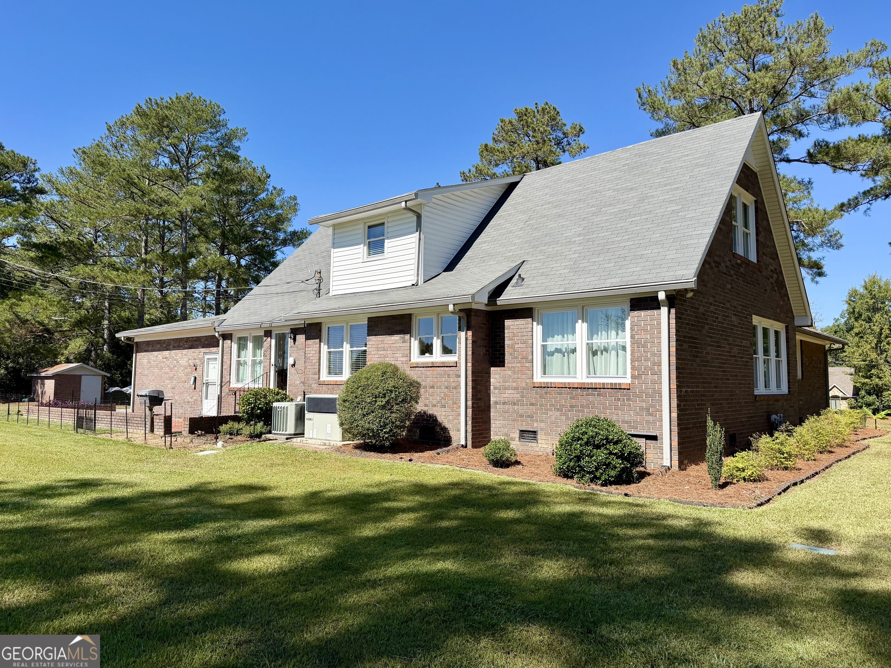 1231 Golf Course Road Property Photo 14