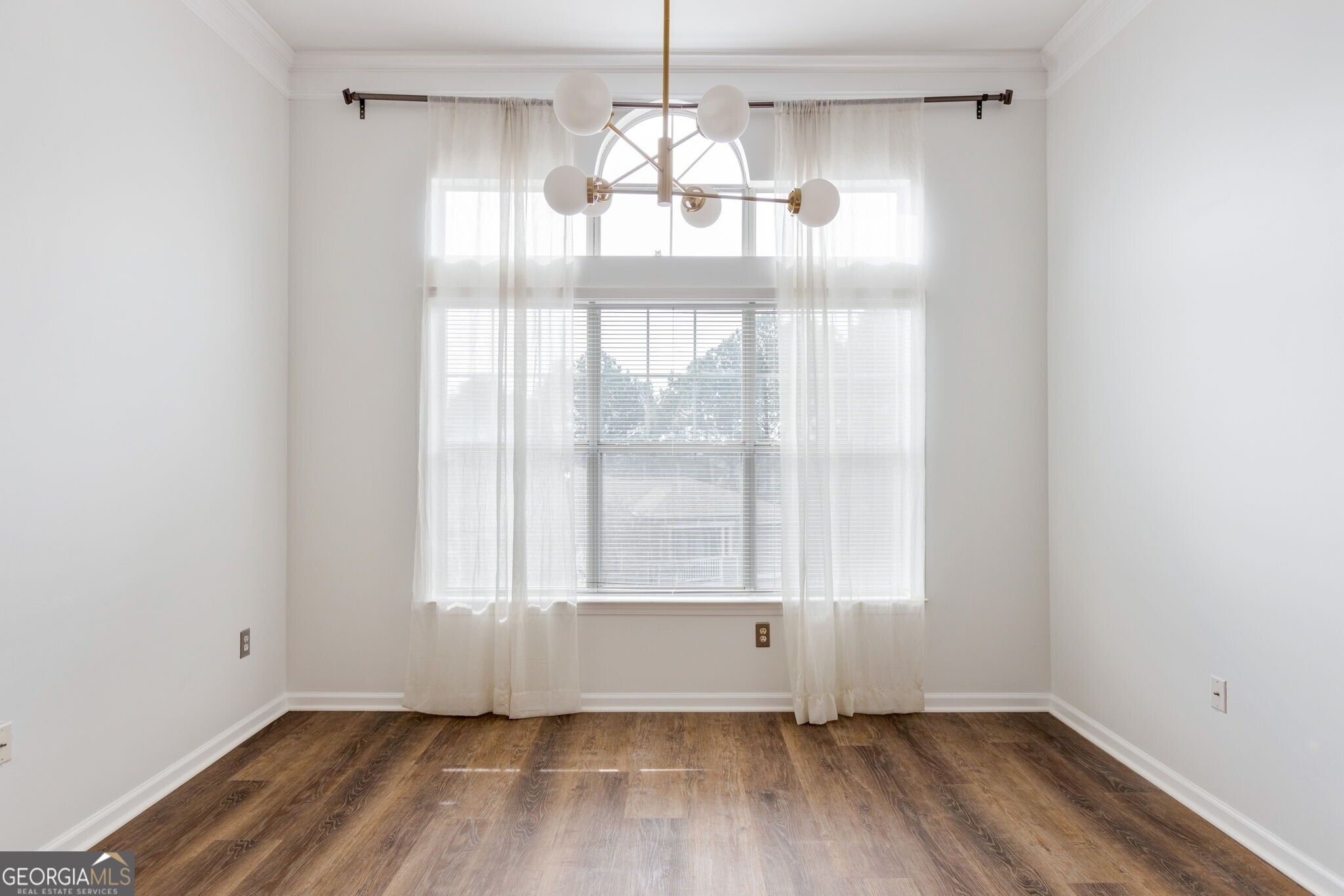 2700 Pine Tree Road Ne # 1317 Property Photo 18
