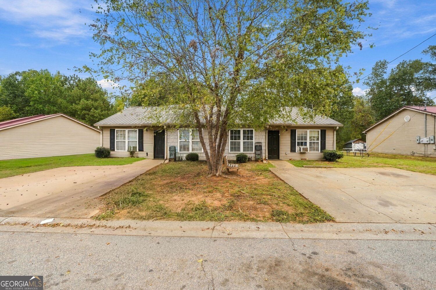 324 Avalon Drive Property Photo 1