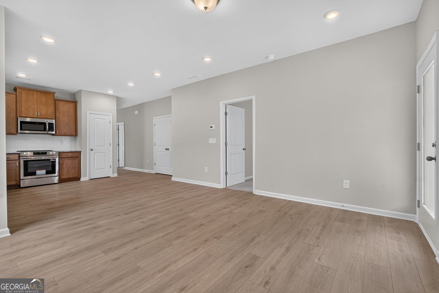 103 Live Oak Street Property Photo 11
