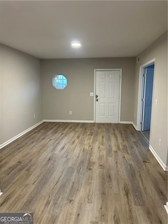 944 Old Mill Point # A Property Photo 3