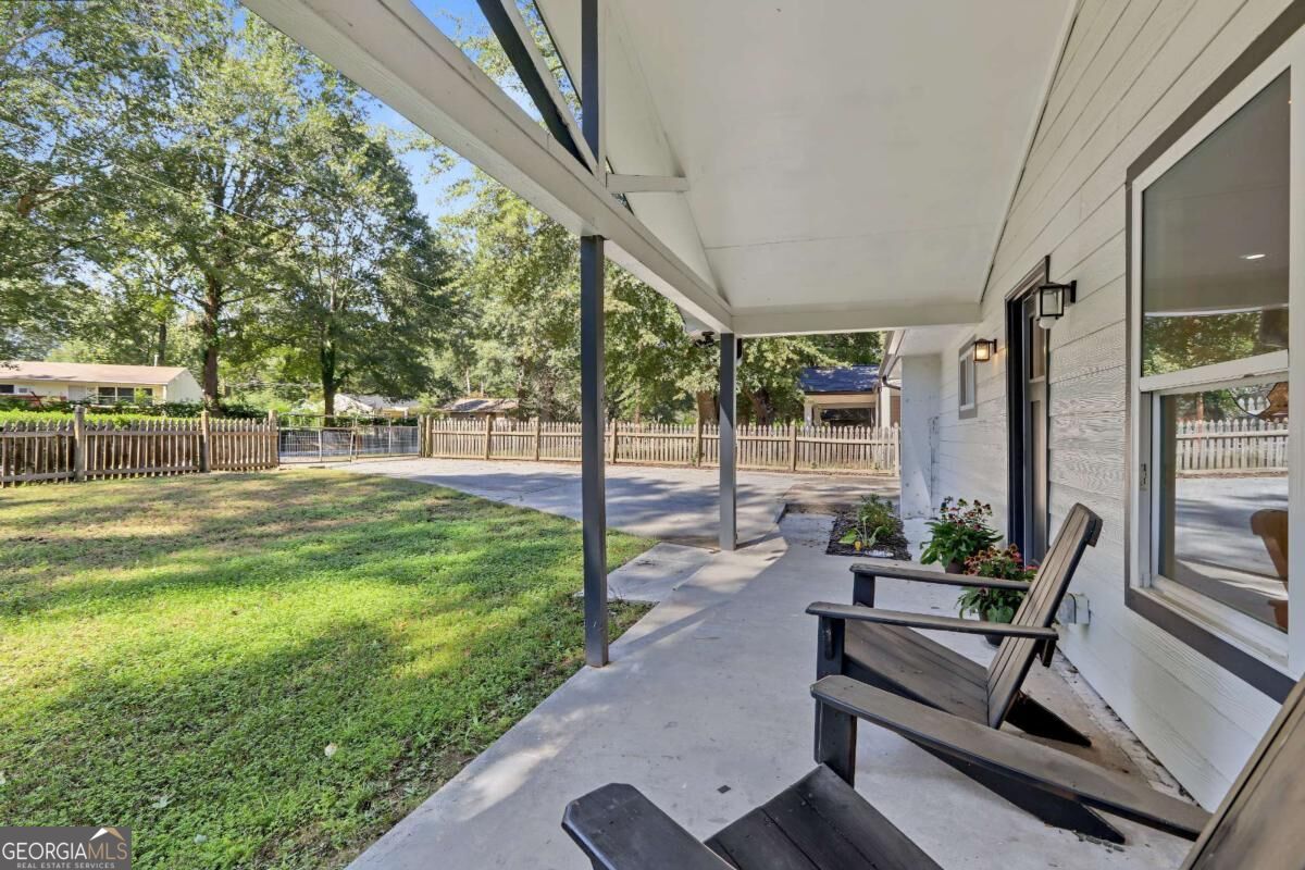 6532 Voyles Drive Property Photo 4