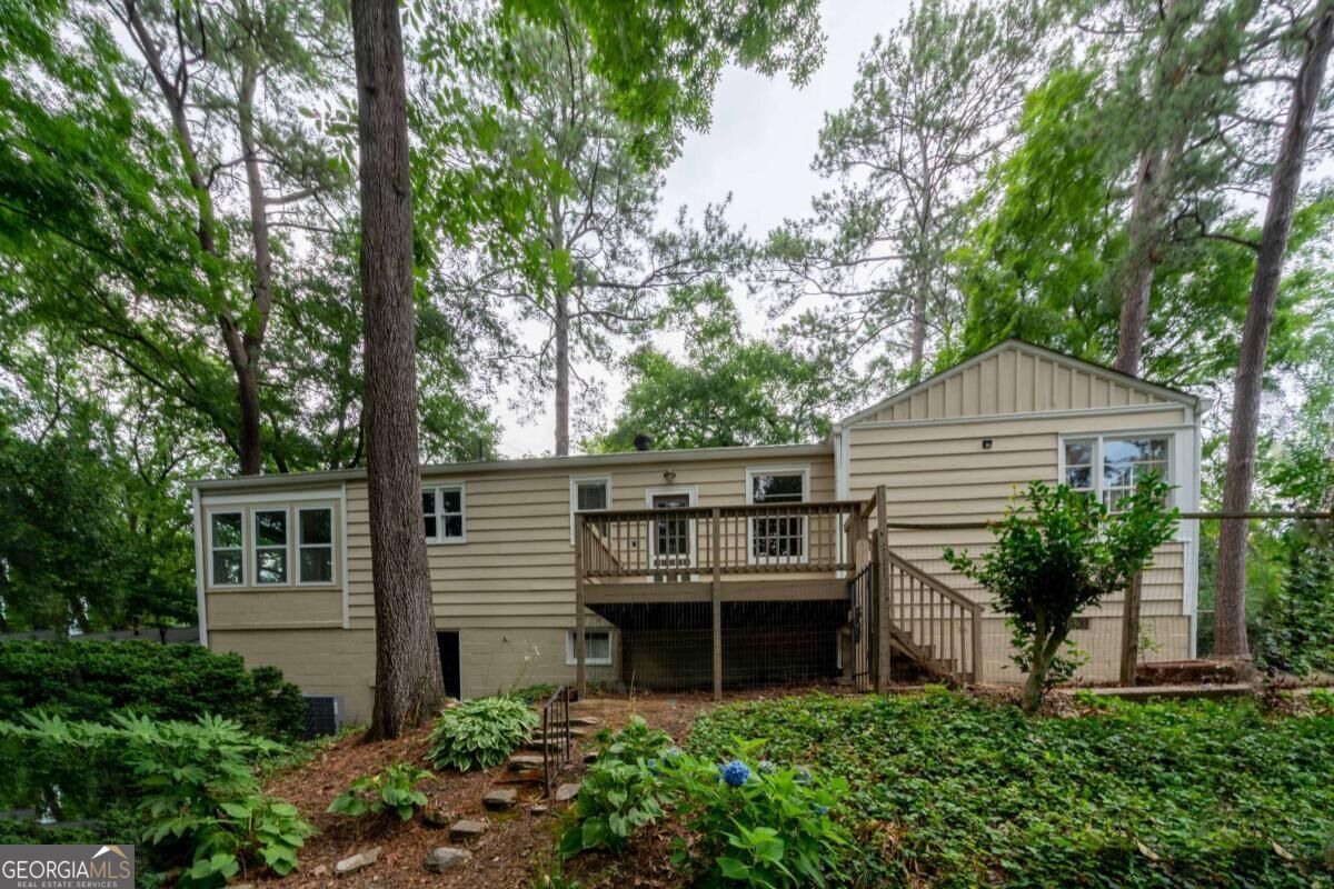 444 Collier Road Nw Property Photo 7