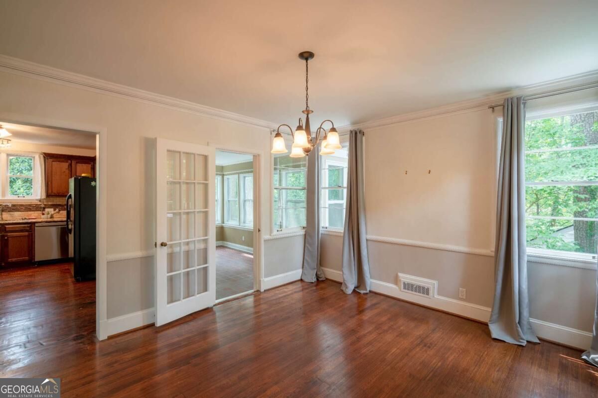 444 Collier Road Nw Property Photo 8