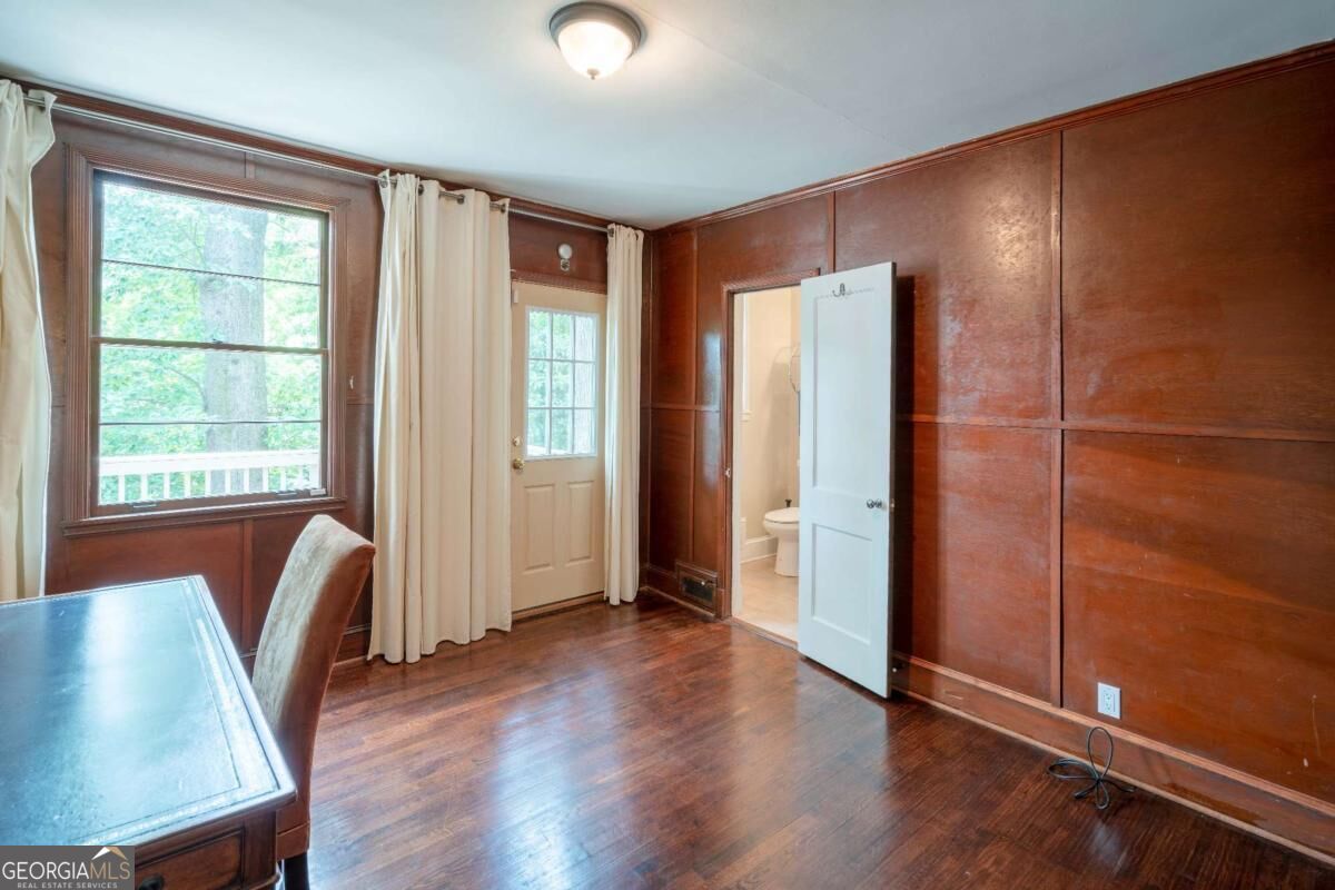 444 Collier Road Nw Property Photo 13