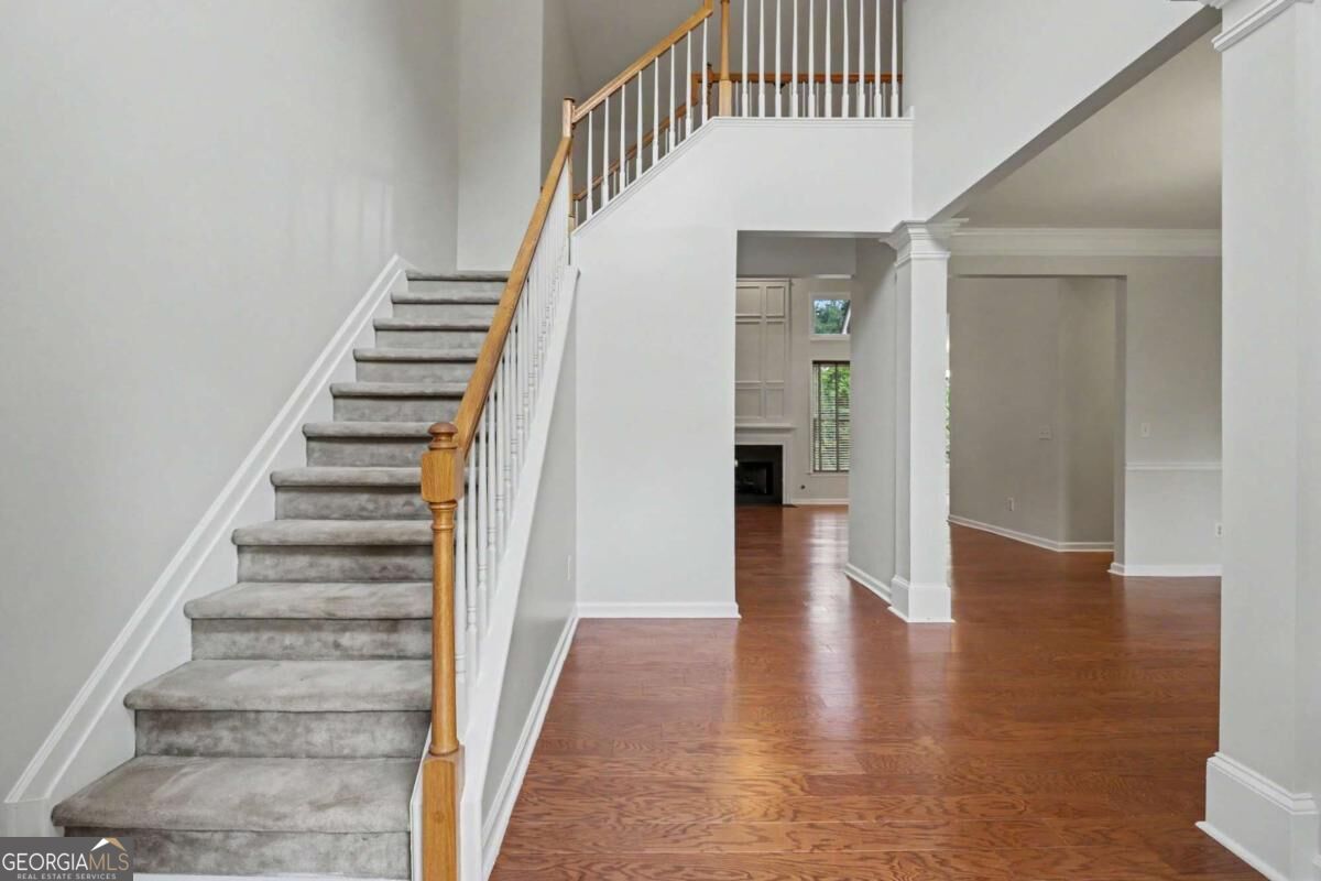 6220 Ivey Hill Drive Property Photo 8