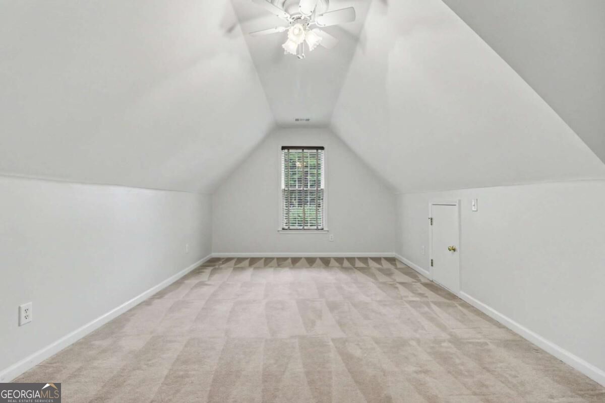 6220 Ivey Hill Drive Property Photo 29