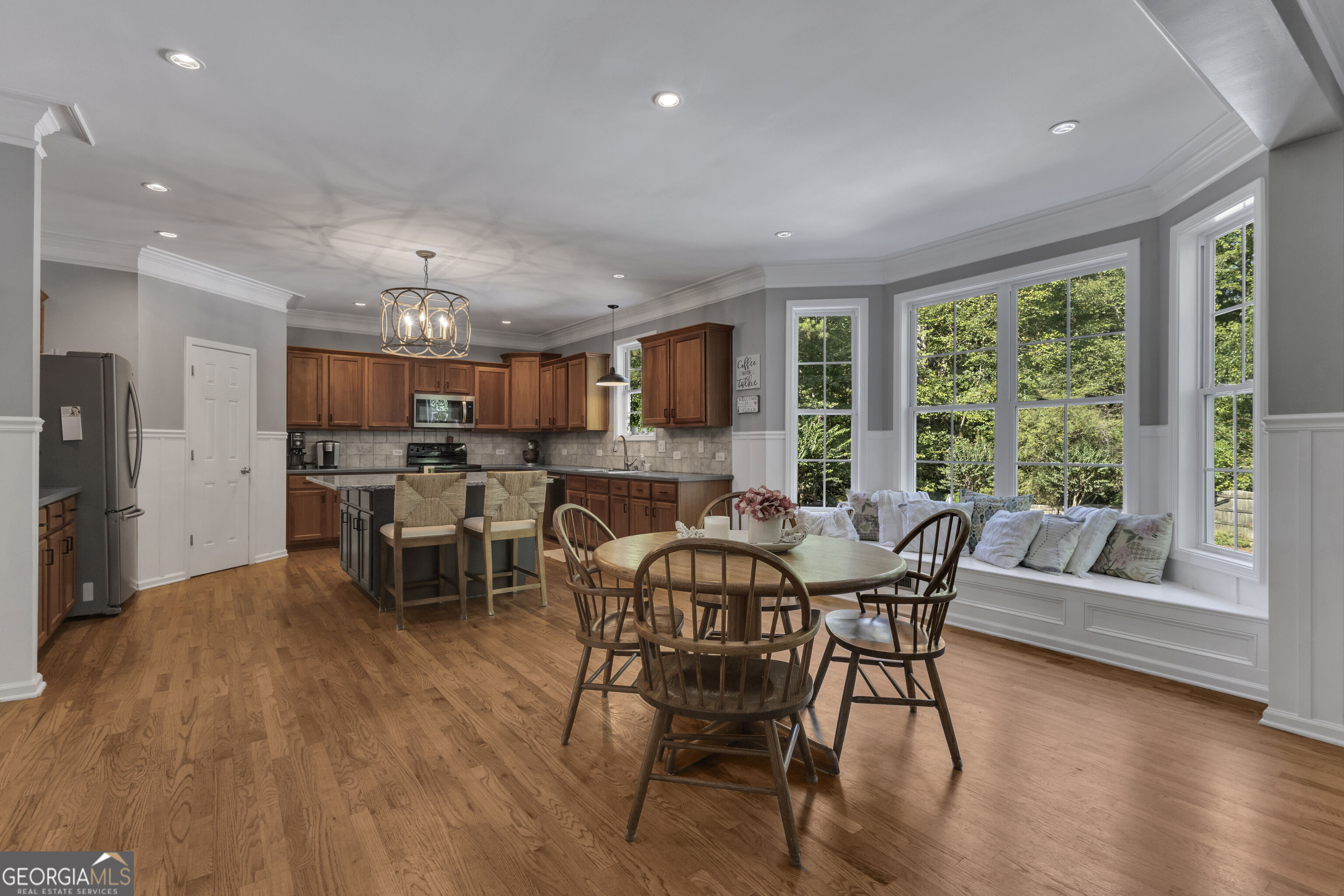 413 Constitution Circle Property Photo 28