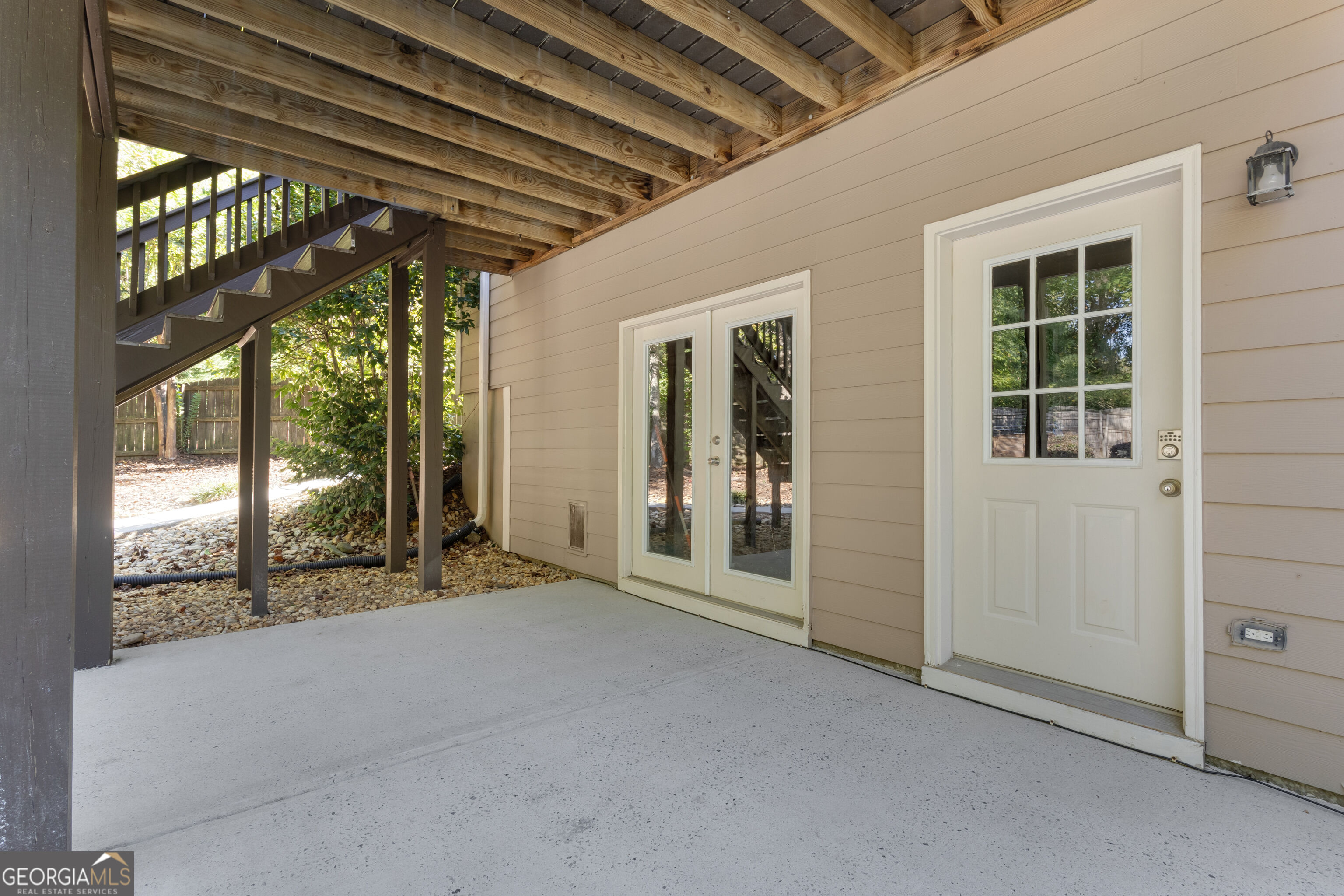 413 Constitution Circle Property Photo 38