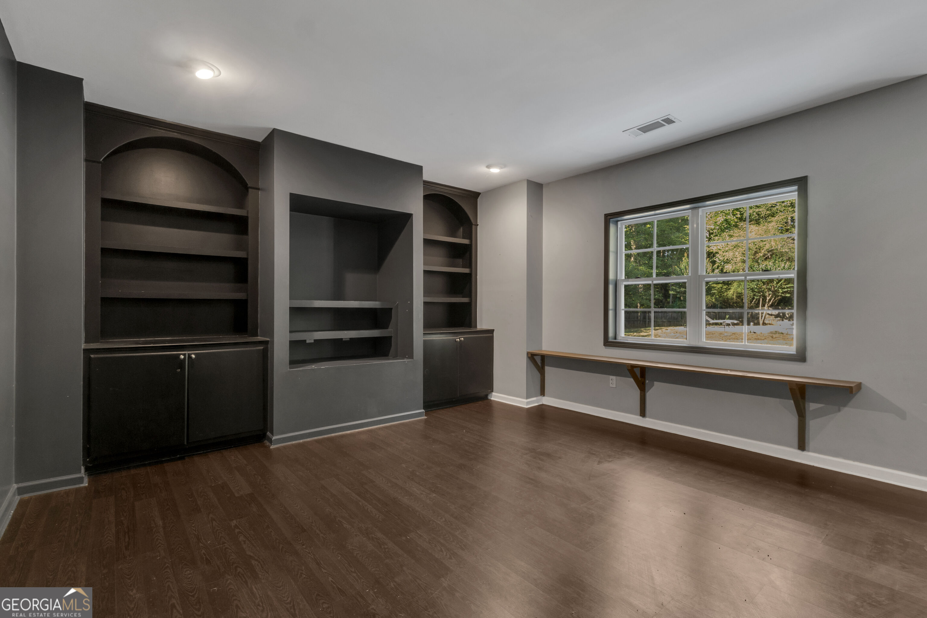 413 Constitution Circle Property Photo 86