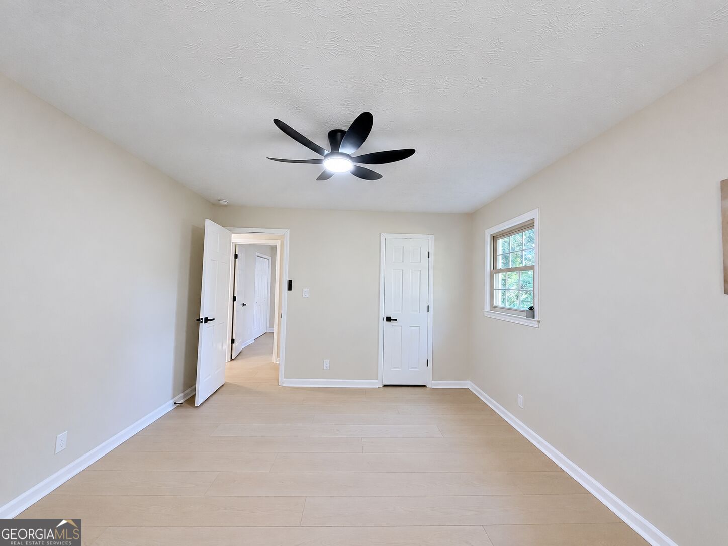 1282 La Mesa Drive Property Photo 18