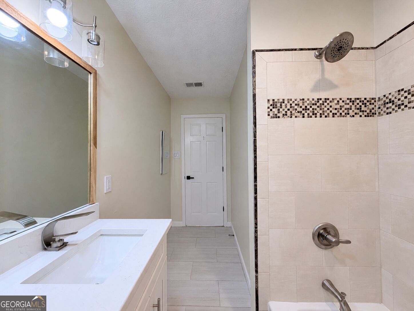 1282 La Mesa Drive Property Photo 25