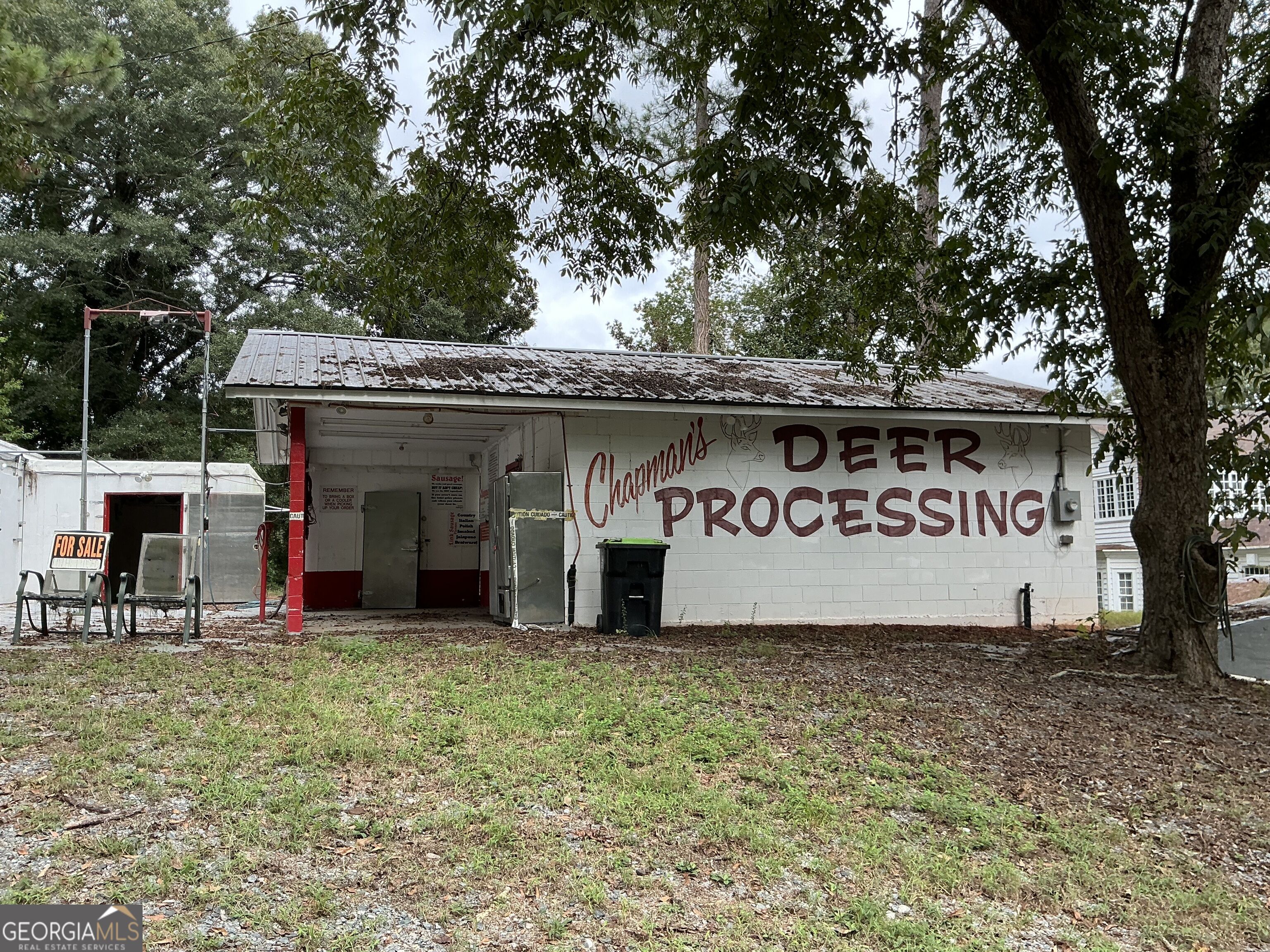 8037 Manchester Highway Property Photo 1