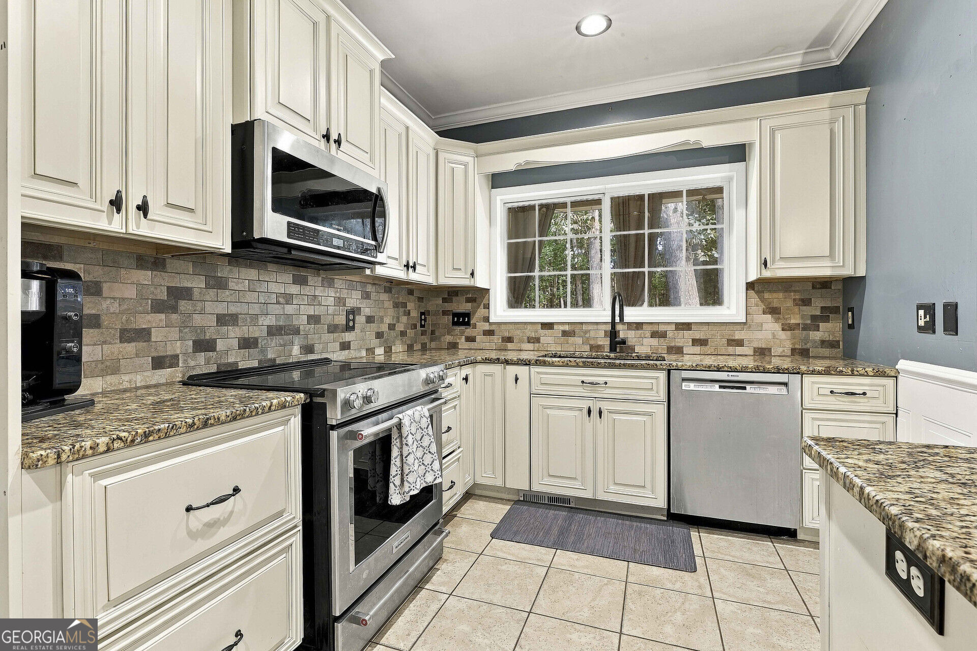 269 Grooms Road Property Photo 16