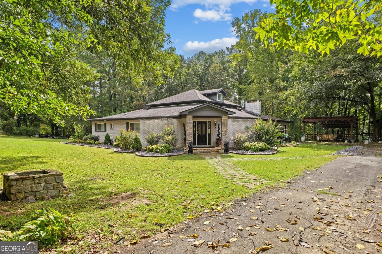 3307 Hopewell Dr Property Photo 1