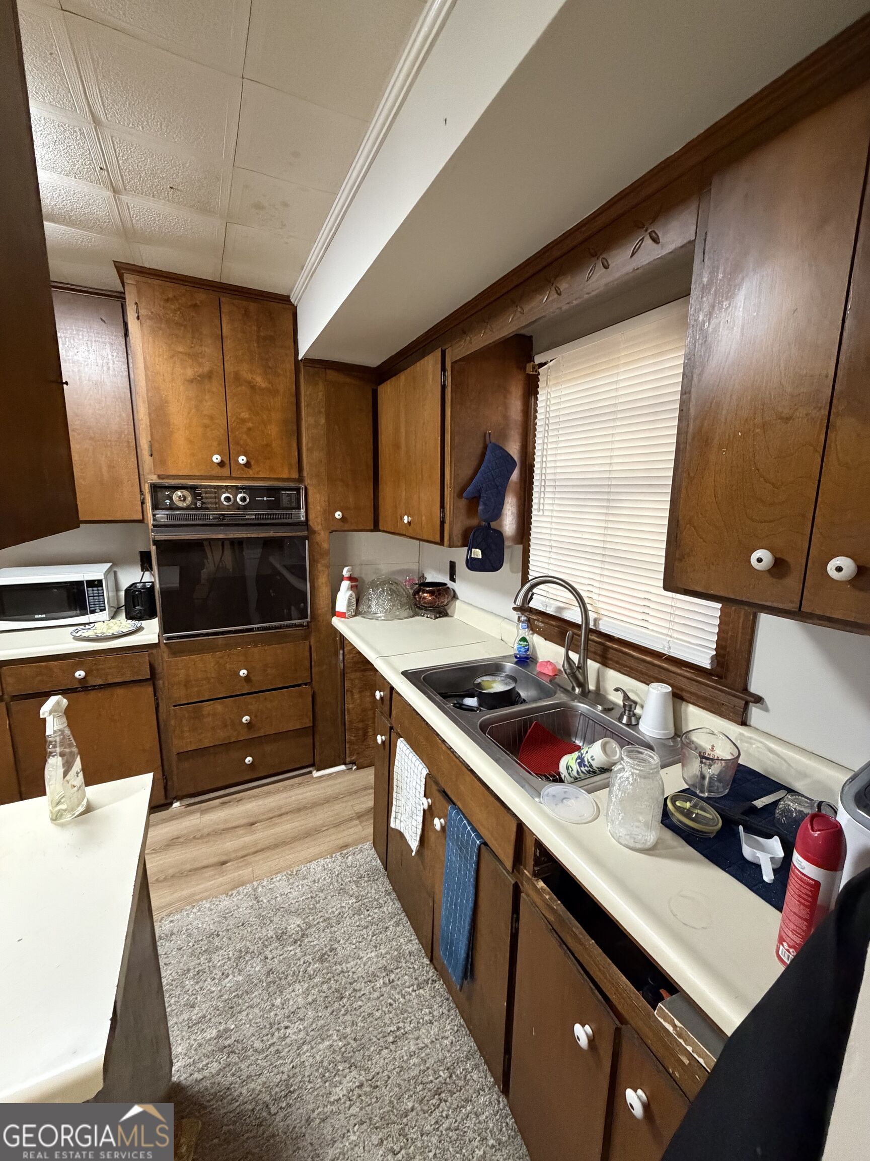 2560 Anderson Drive Property Photo 4