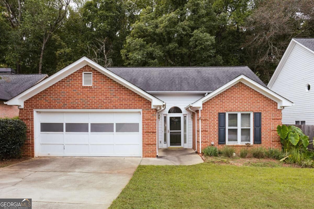 137 Lucy Lane Property Photo 1