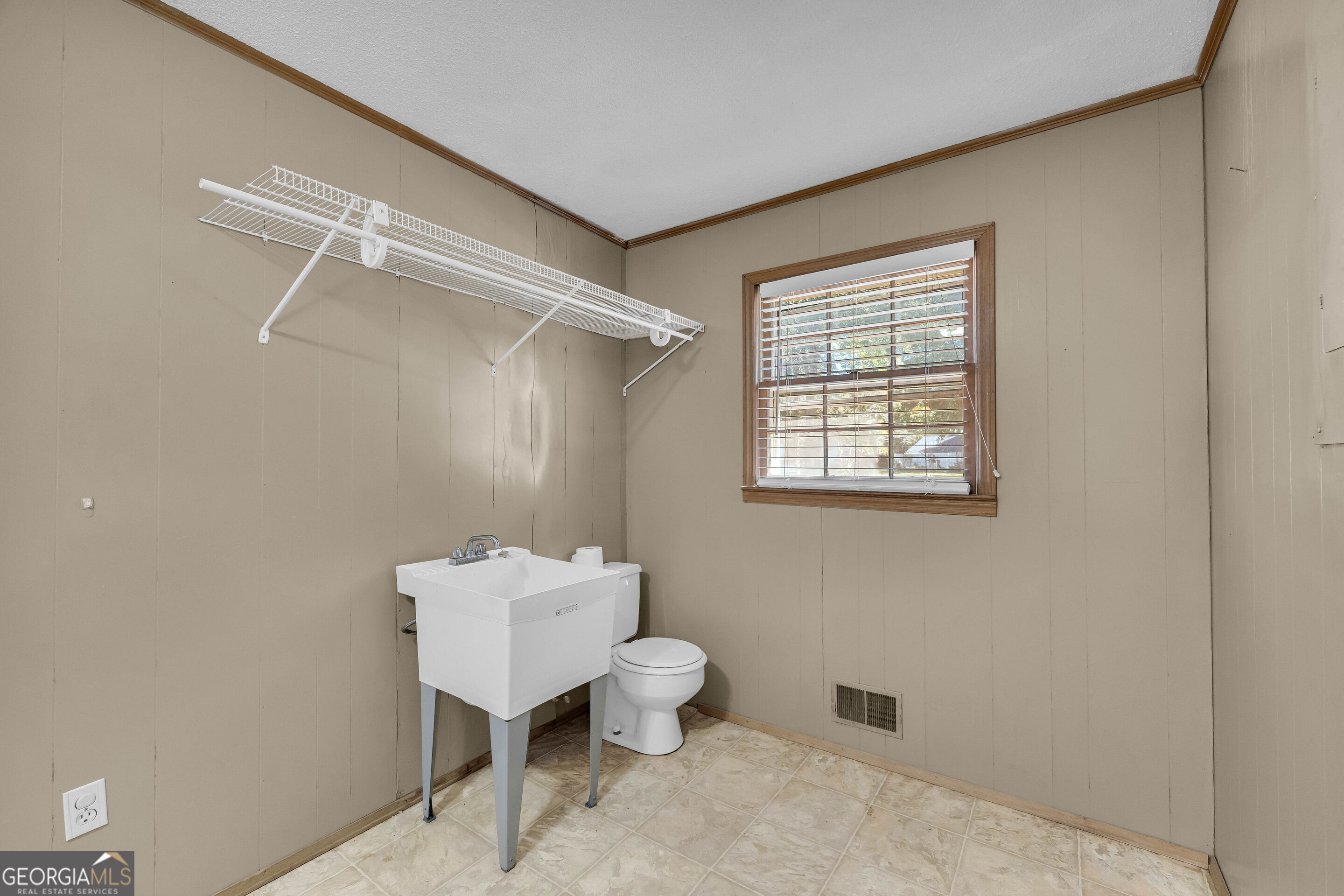 315 Westwood Road Property Photo 26