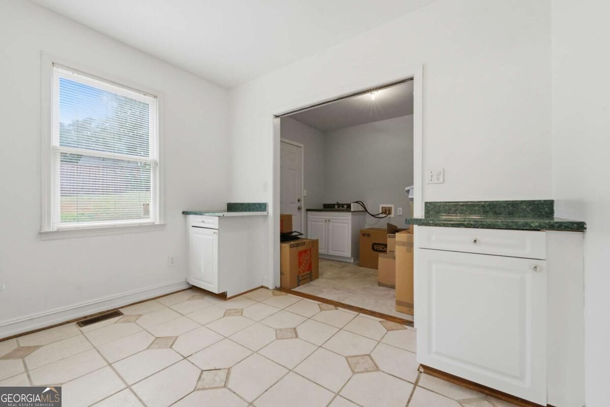 5255 Camden Lake Parkway Nw Property Photo 32