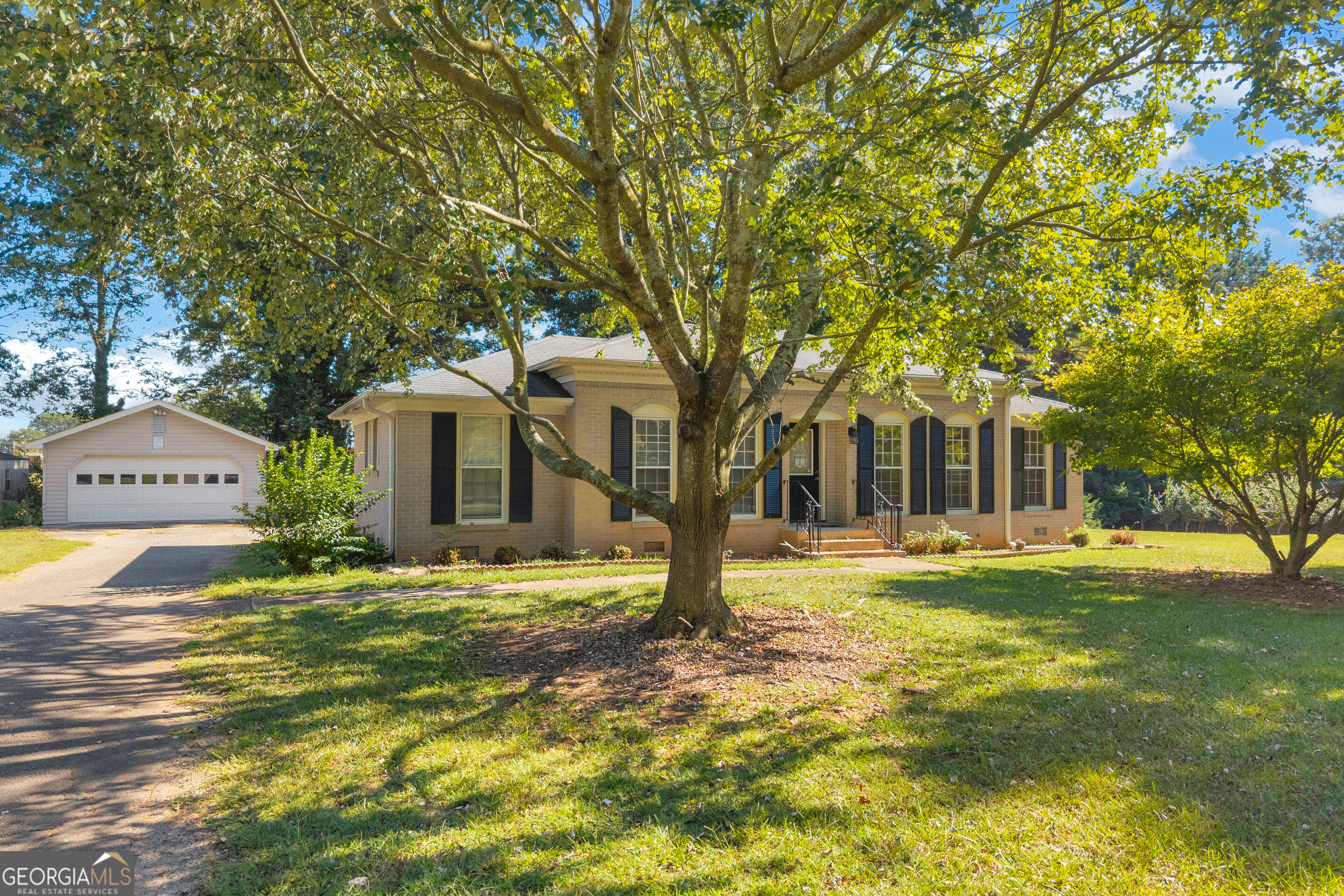 123 Gilmer Street Property Photo 1