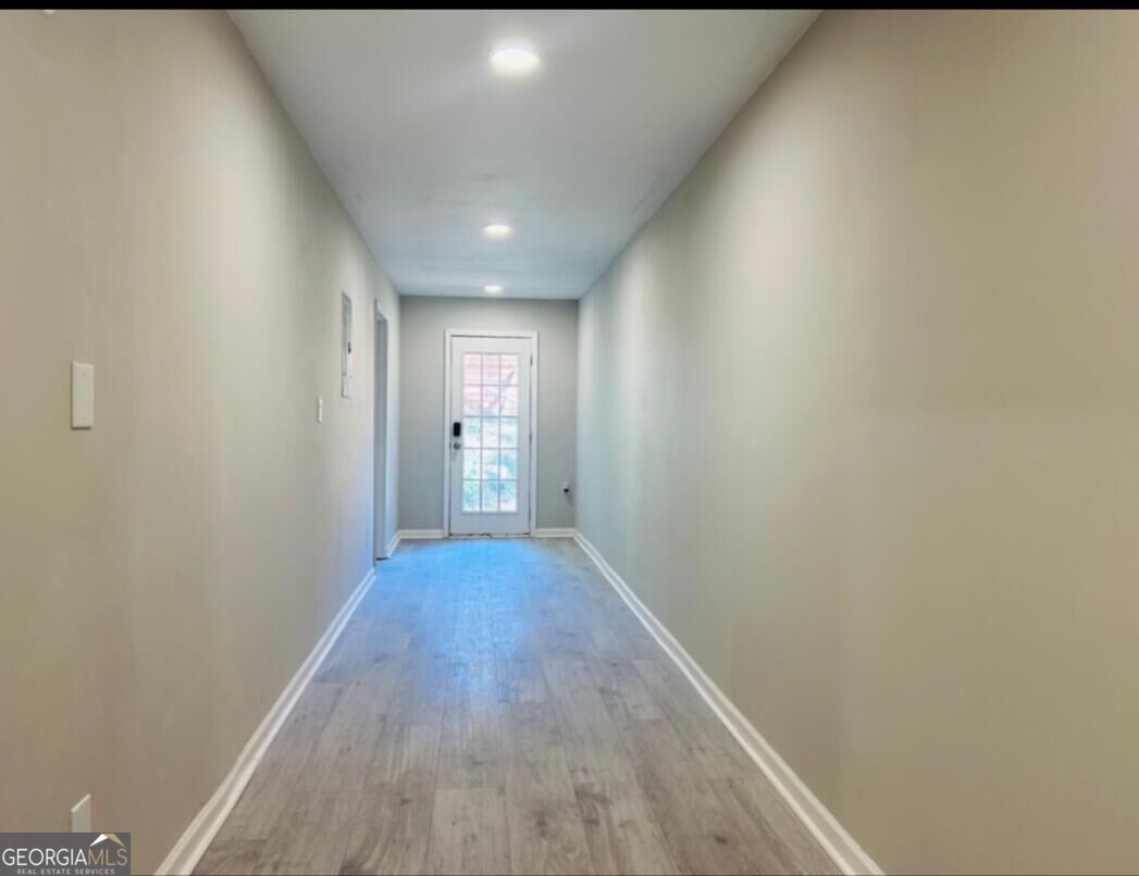 3751 Riverchase Circle Property Photo 9