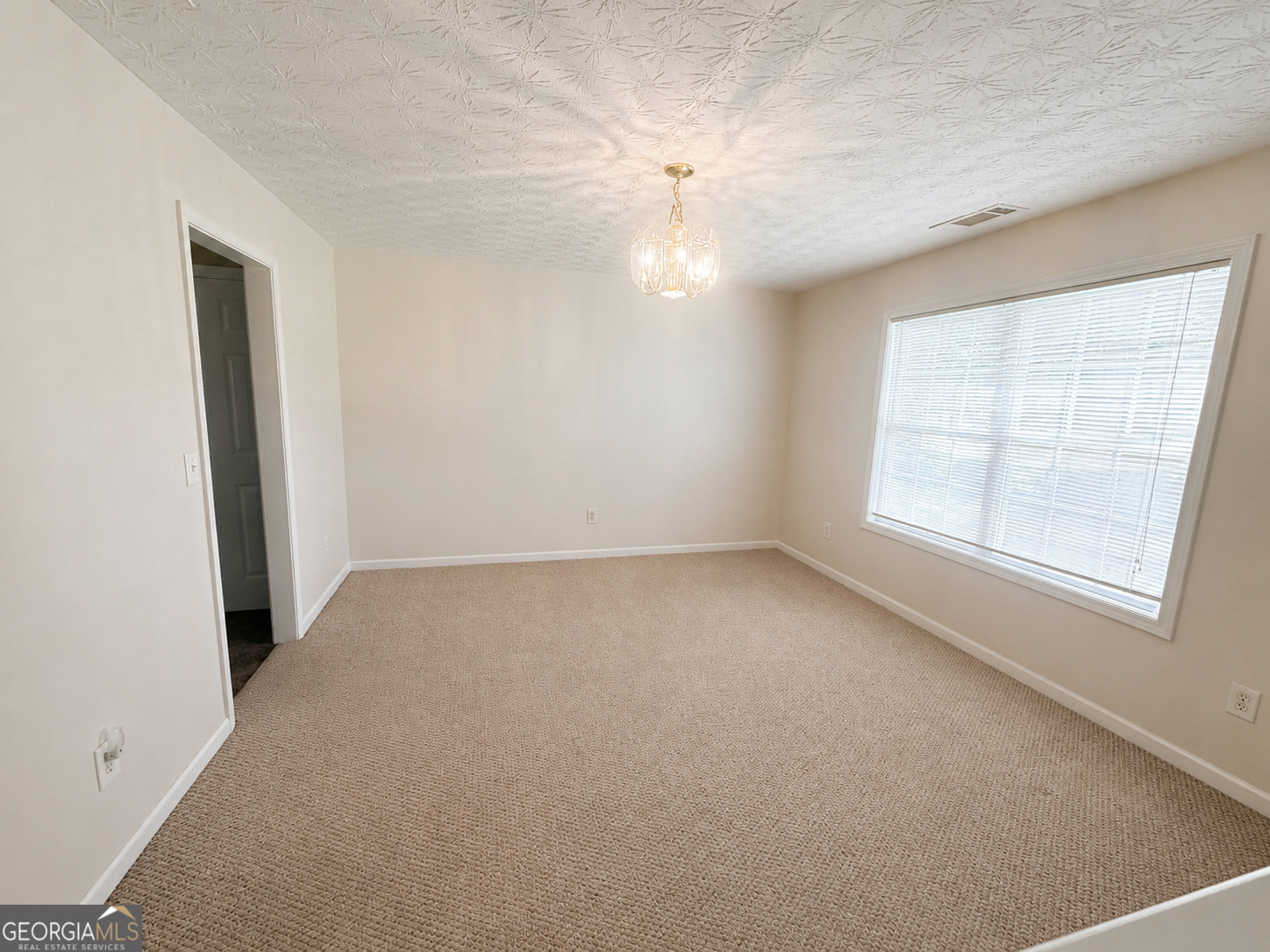 127 Mabry Road Property Photo 4
