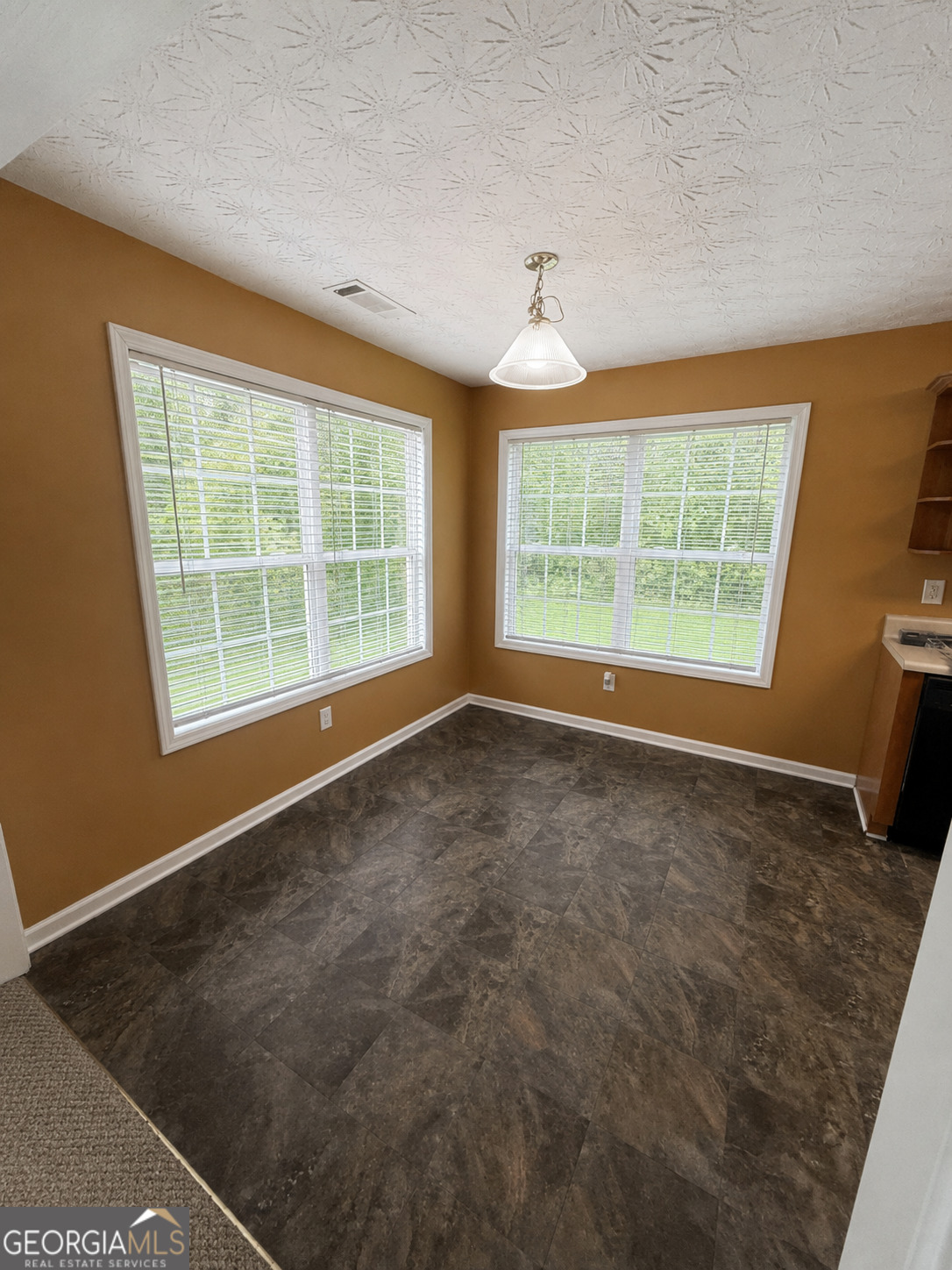 127 Mabry Road Property Photo 6
