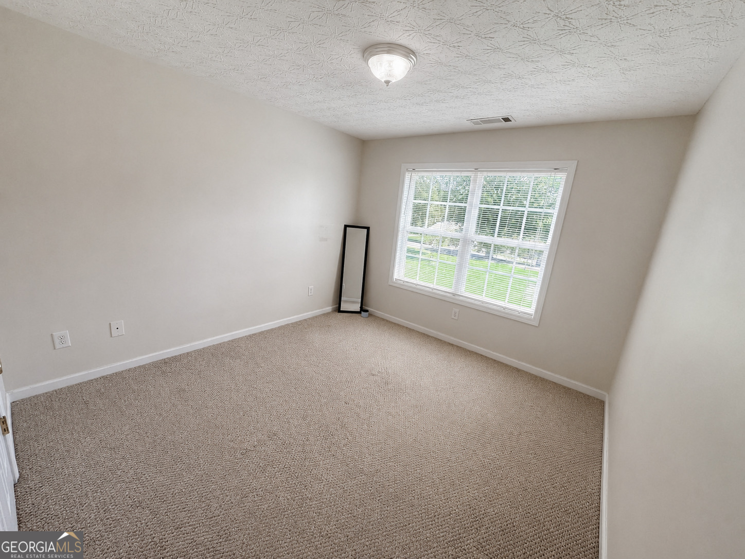 127 Mabry Road Property Photo 9
