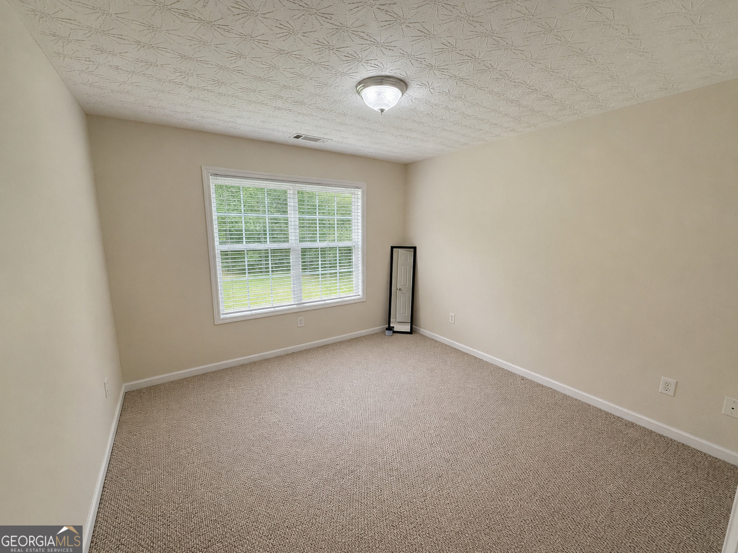 127 Mabry Road Property Photo 10