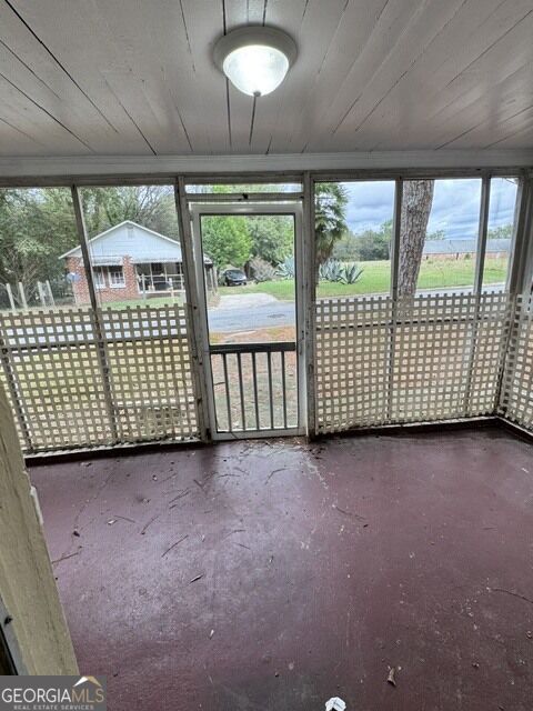 822 Bennell Street Property Photo 8