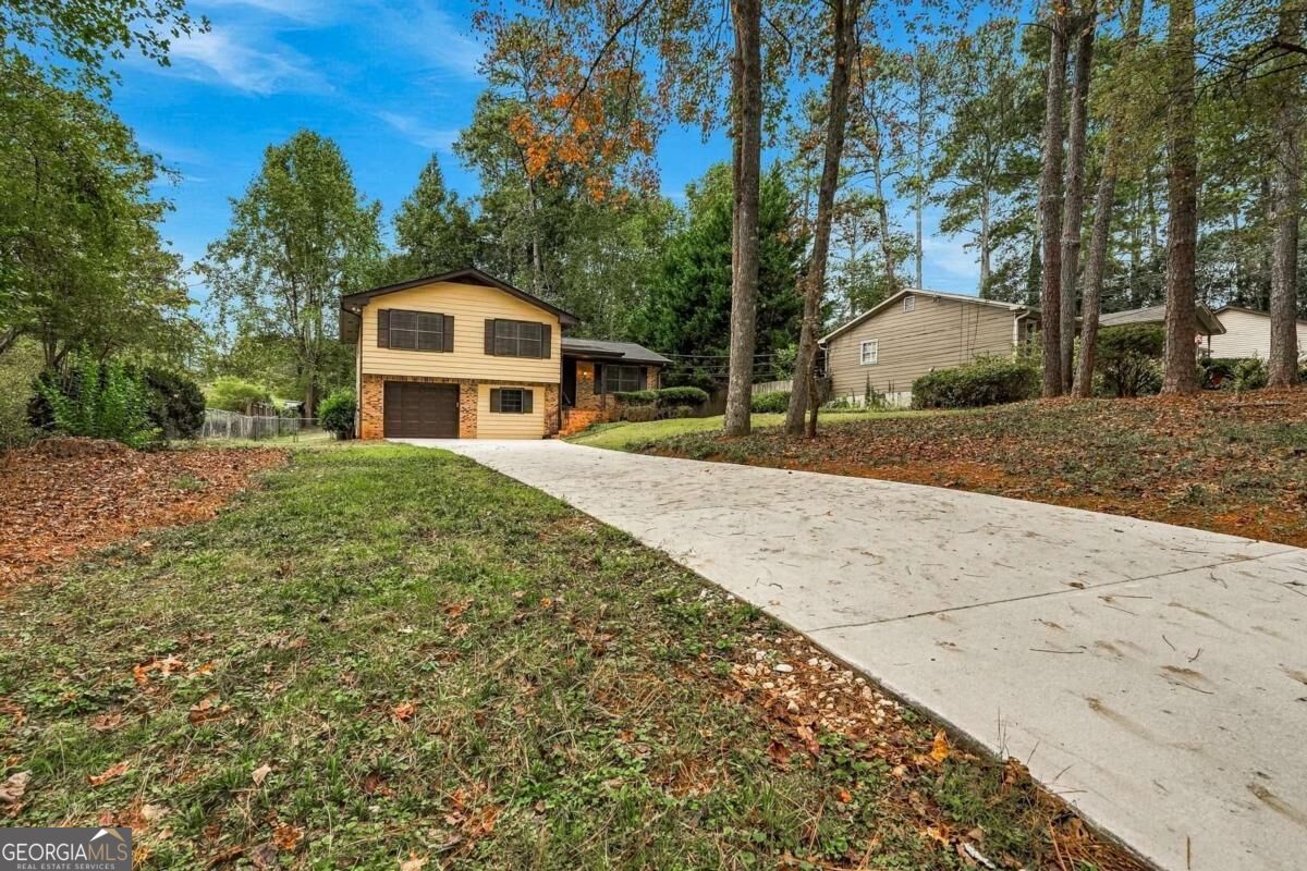 3450 Lake Drive Property Photo 2