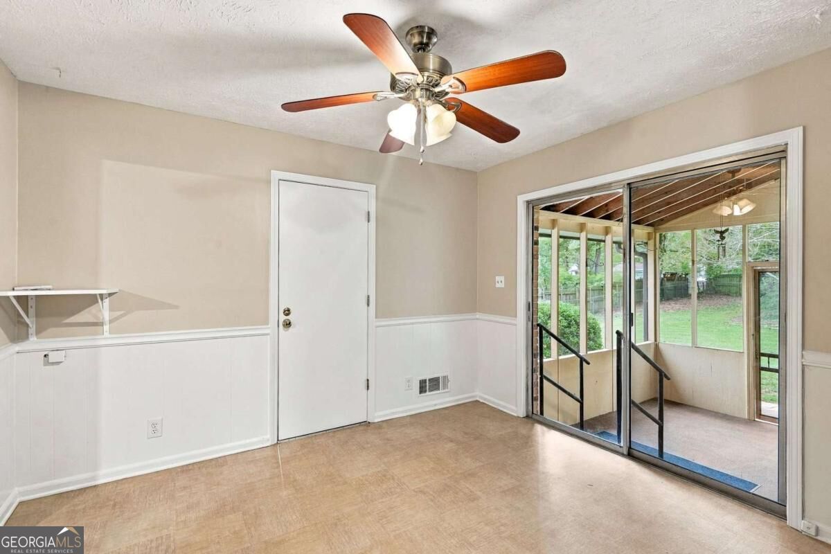 3450 Lake Drive Property Photo 7