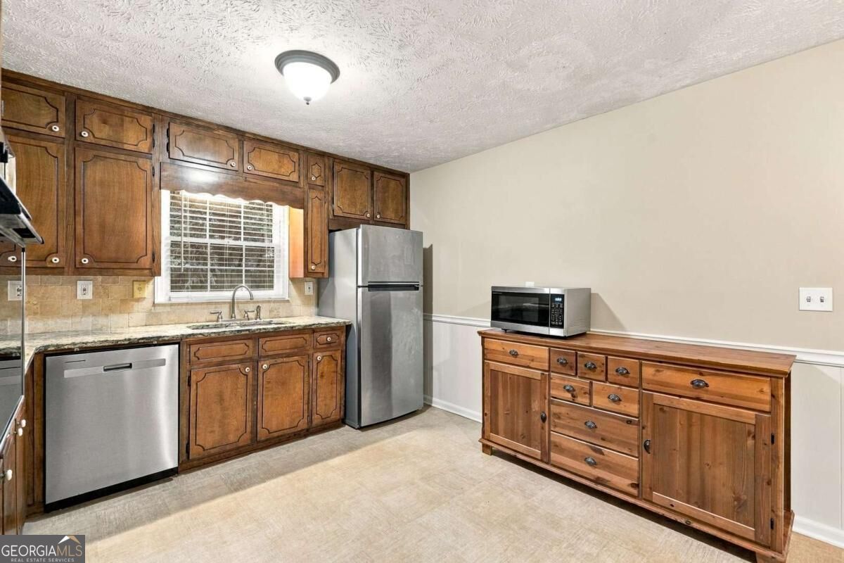 3450 Lake Drive Property Photo 10