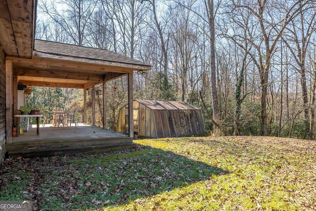 2164 Yukon Road Property Photo 10