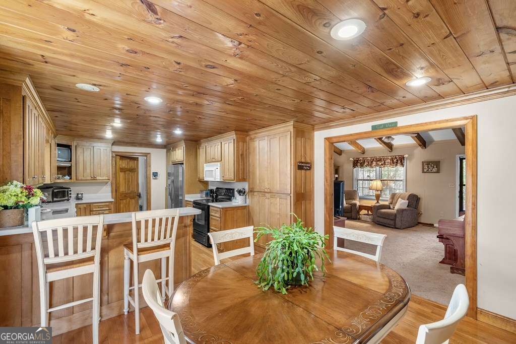 2164 Yukon Road Property Photo 27