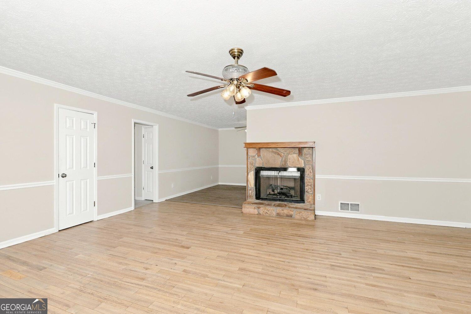 2761 Mcdonough Road Property Photo 3