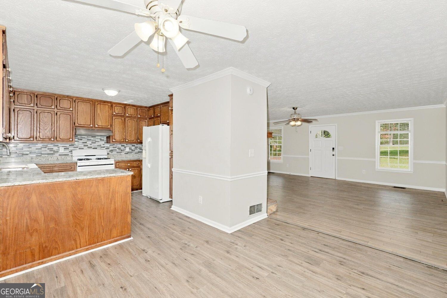 2761 Mcdonough Road Property Photo 7